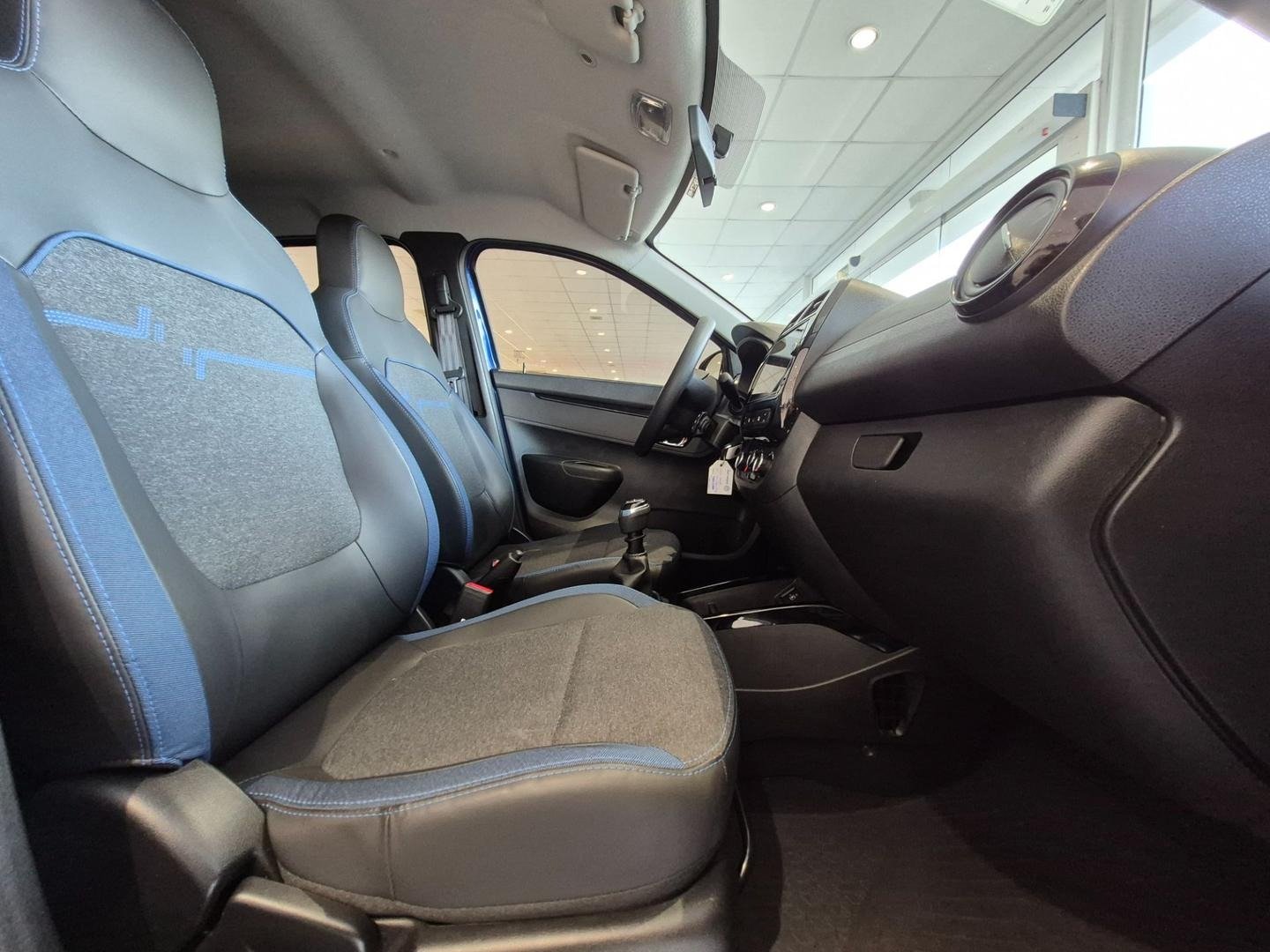 Renault Kwid 1.0 12V Sce Flex Intense Manual